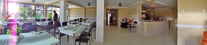 Уреки: Red Hotel Georgia