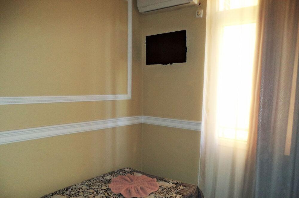 Уреки: Red Hotel Georgia