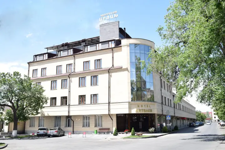 Отель «Арцах» — фото 1