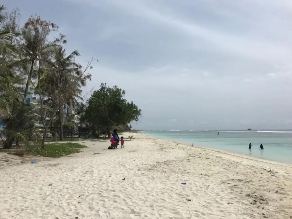 Северный атолл Мале: Отель Rivethi Beach 