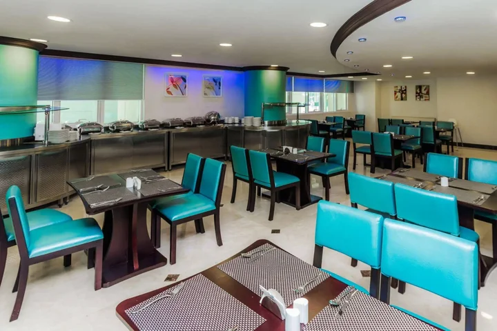 Абу-Даби: Bin Majid Tower Hotel Apartment