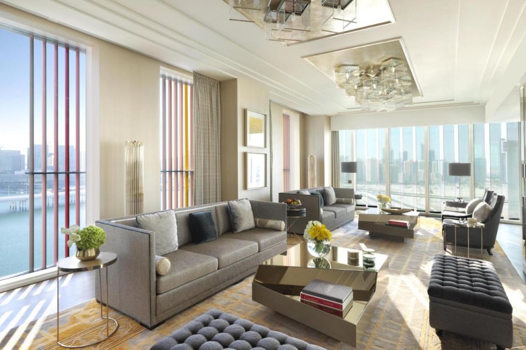 Абу-Даби: Four Seasons Hotel Abu Dhabi at Al Maryah Island