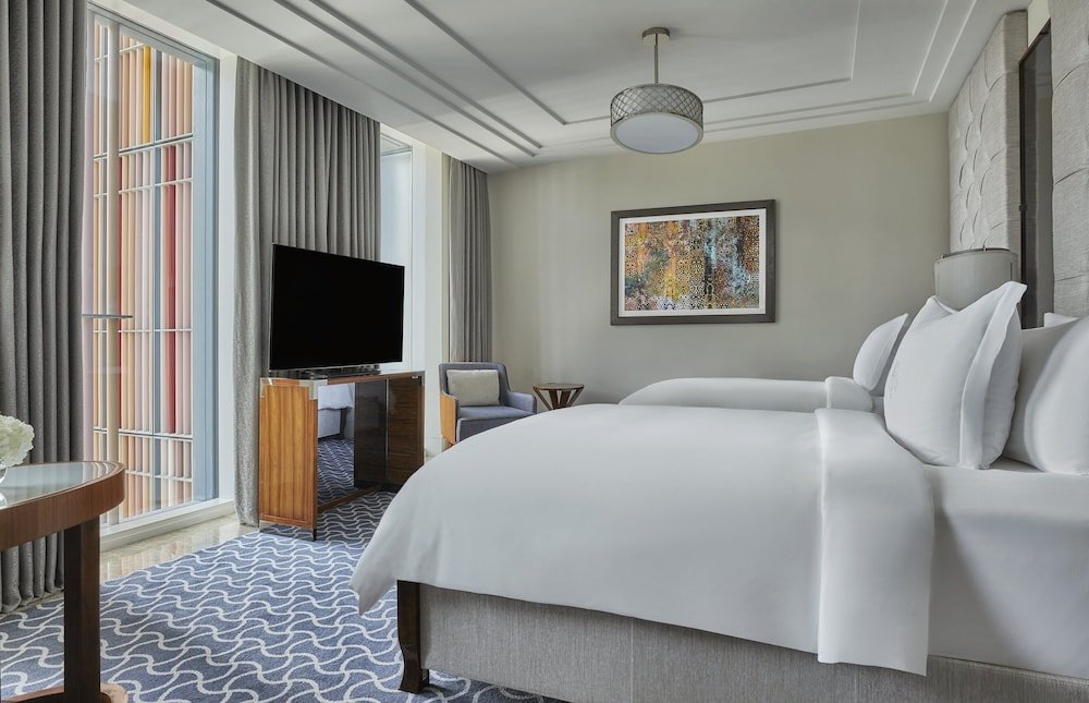 Абу-Даби: Four Seasons Hotel Abu Dhabi at Al Maryah Island