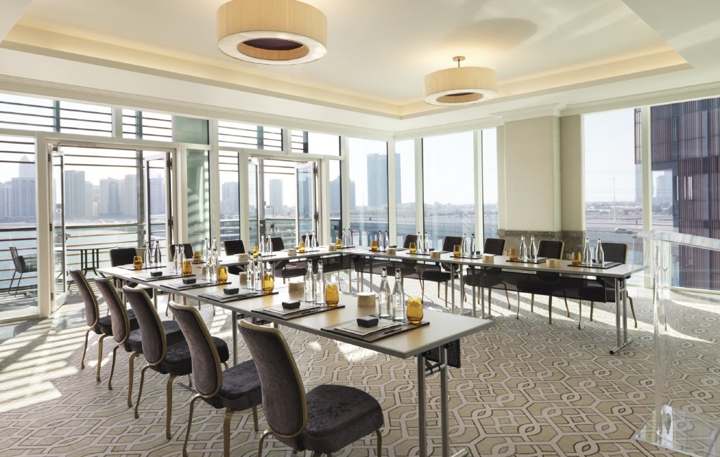 Абу-Даби: Four Seasons Hotel Abu Dhabi at Al Maryah Island