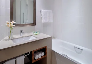 Абу-Даби: Courtyard by Marriott World Trade Center Abu Dhabi