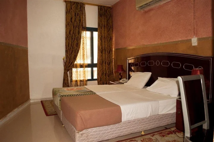 Дубай: Shalimar Park Hotel