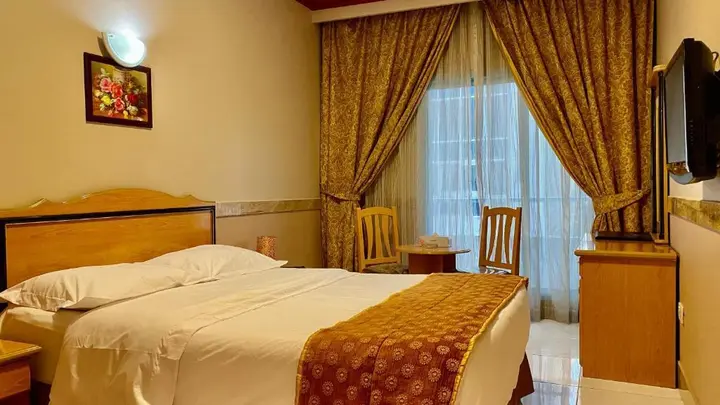 Дубай: San Marino Hotel