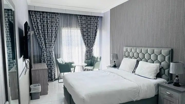 Дубай: San Marino Hotel