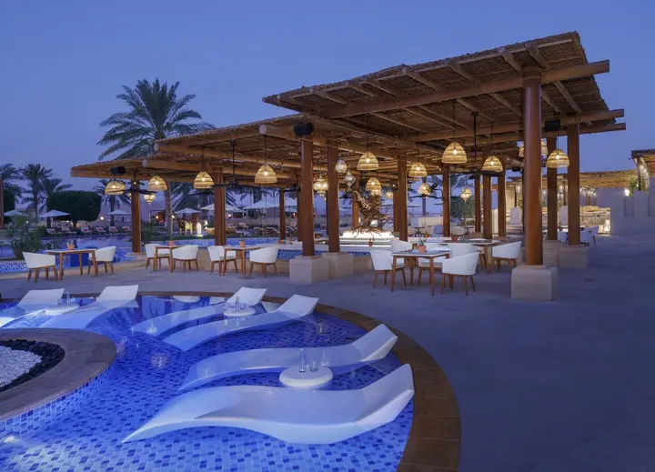 Оазис Лива: Qasr Al Sarab Desert Resort by Anantara