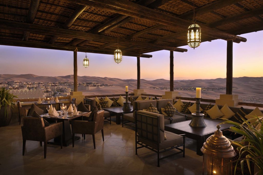 Оазис Лива: Qasr Al Sarab Desert Resort by Anantara