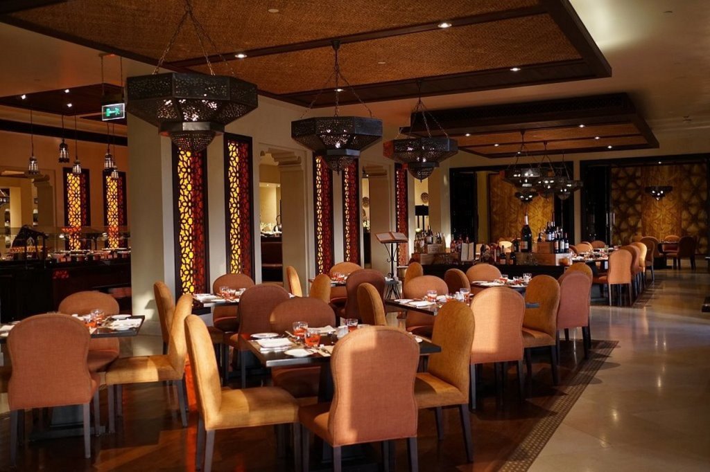 Оазис Лива: Qasr Al Sarab Desert Resort by Anantara