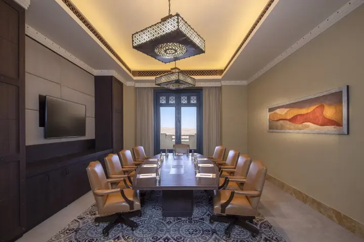 Оазис Лива: Qasr Al Sarab Desert Resort by Anantara