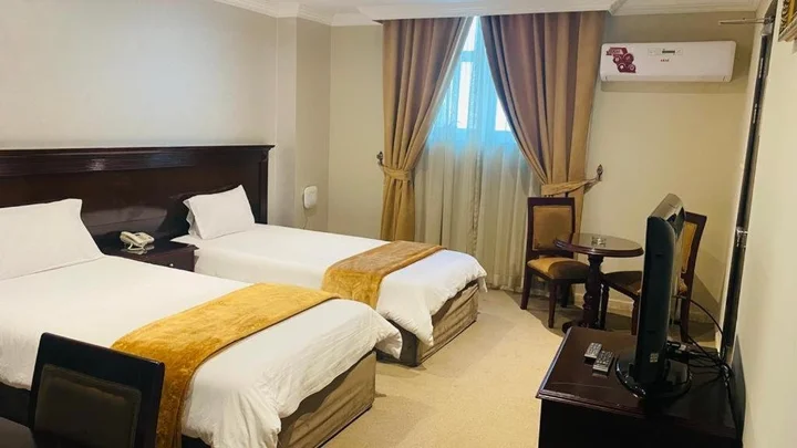 Шарджа: Al Bustan Hotel