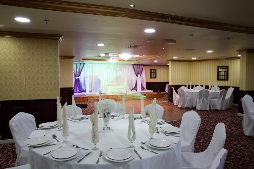 Шарджа: Al Bustan Hotel