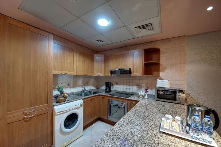 Дубай: Al Manar Grand Hotel Apartments