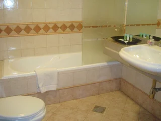 Дубай: Al Manar Grand Hotel Apartments