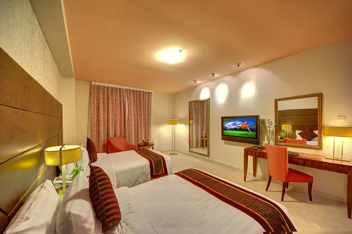 Дубай: Al Manar Grand Hotel Apartments