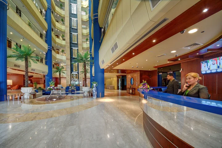 Дубай: Al Manar Grand Hotel Apartments