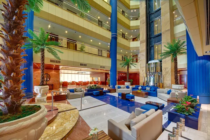 Дубай: Al Manar Grand Hotel Apartments