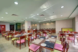 Дубай: Al Manar Grand Hotel Apartments