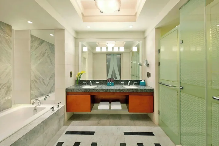 Каир: The Nile Ritz-Carlton, Cairo