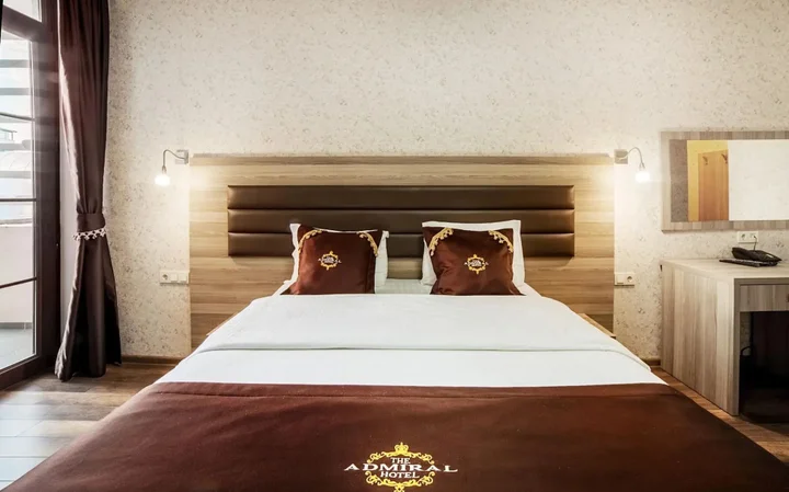 Батуми: The Admiral Hotel