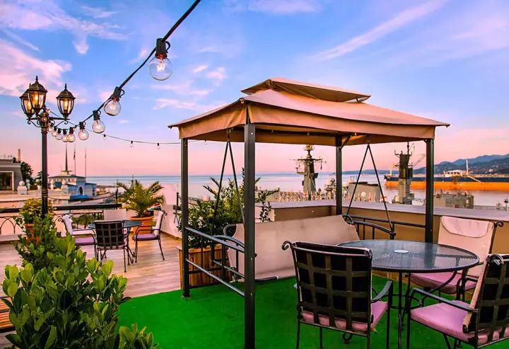 Батуми: The Admiral Hotel