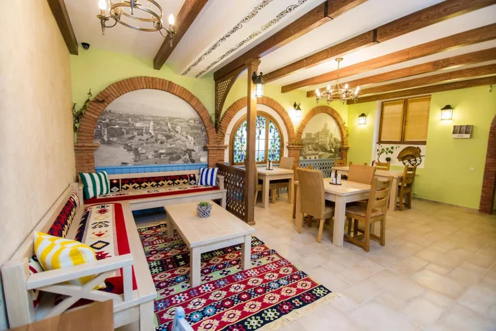 Тбилиси: Metekhis Galavani Hostel