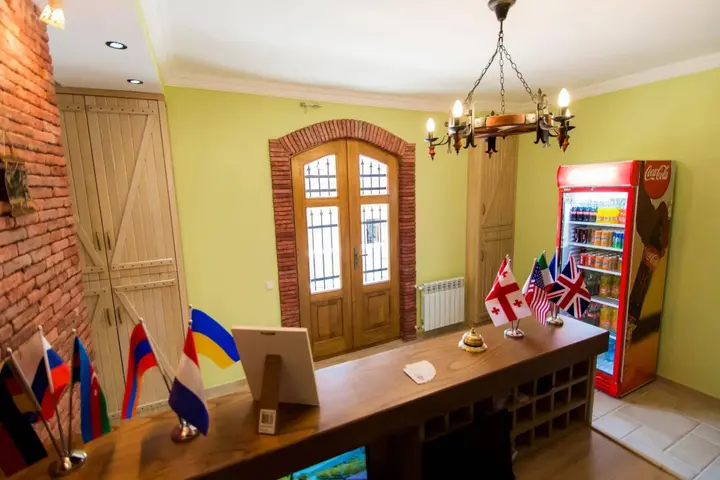 Тбилиси: Metekhis Galavani Hostel