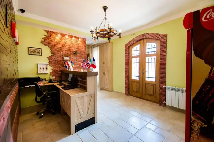 Тбилиси: Metekhis Galavani Hostel