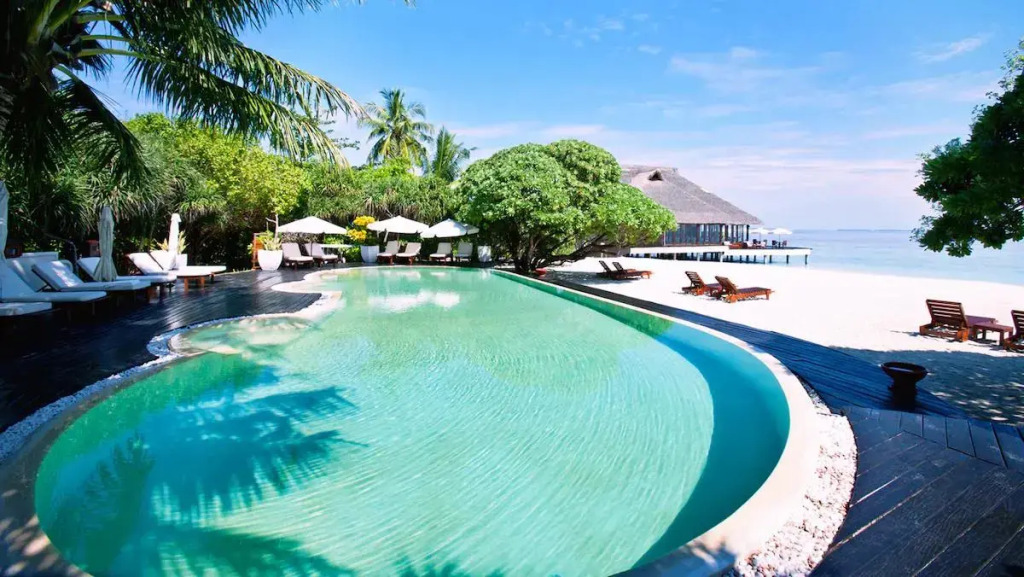 Раа Атолл: Курорт Adaaran Prestige Water Villas - with Dine around Premium All inclusive - 24 hours – 45 Minutes from Male by Seaplane