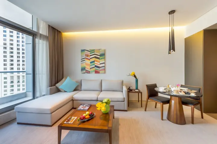 Дубай: InterContinental Dubai Marina by IHG
