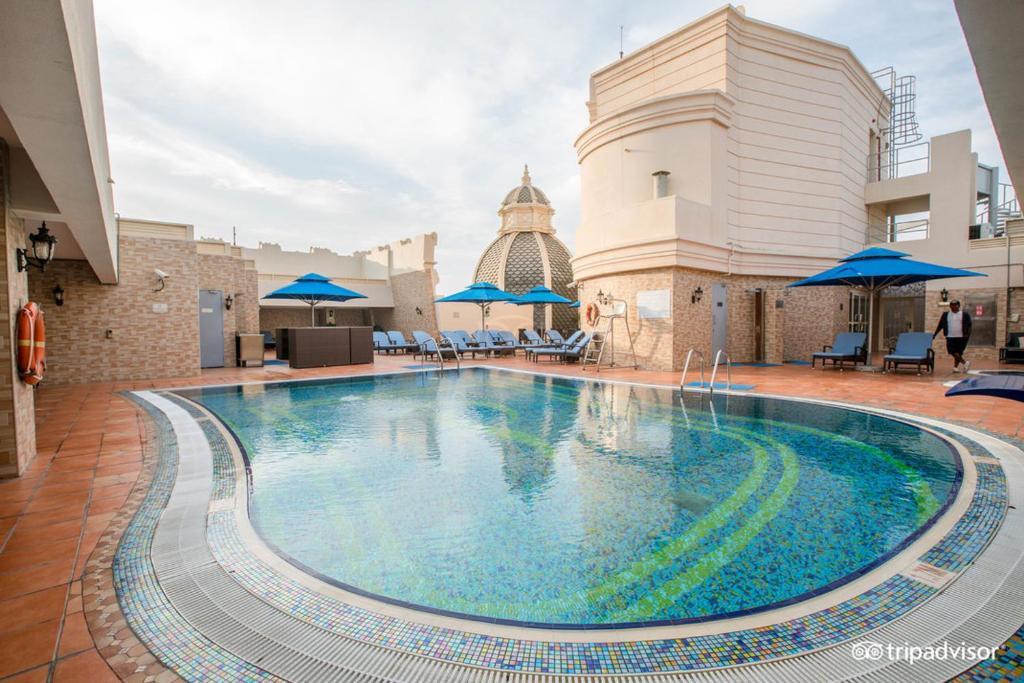 Абу-Даби: Royal Rose Abu Dhabi, a Curio by Hilton Affiliated Hotel