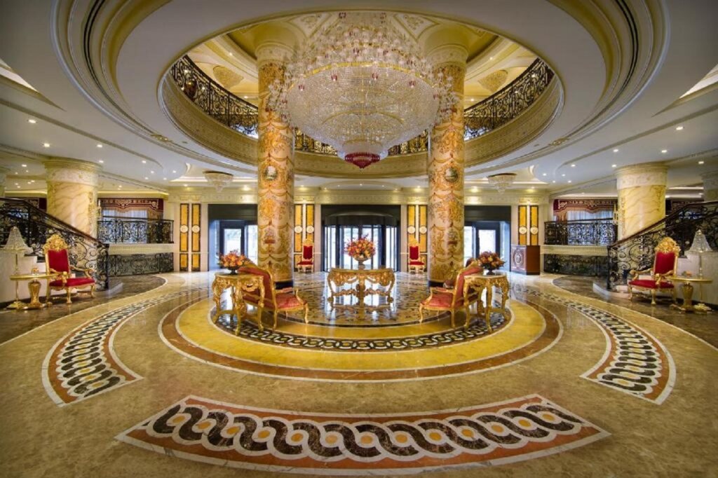 Абу-Даби: Royal Rose Abu Dhabi, a Curio by Hilton Affiliated Hotel