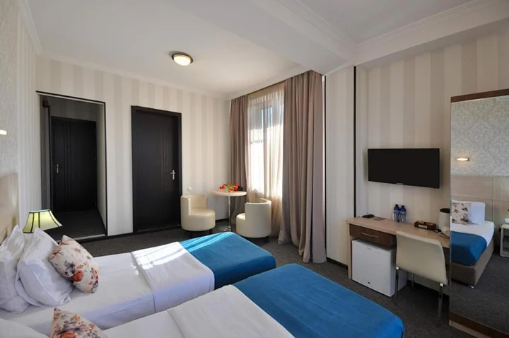 Тбилиси: Отель Light House Old City Hotel