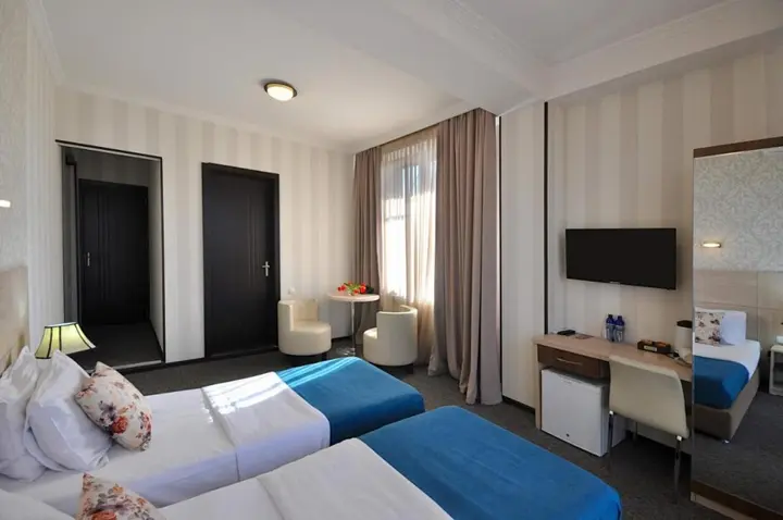 Тбилиси: Отель Light House Old City Hotel