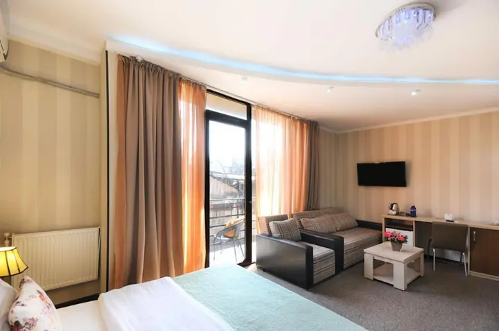 Тбилиси: Отель Light House Old City Hotel