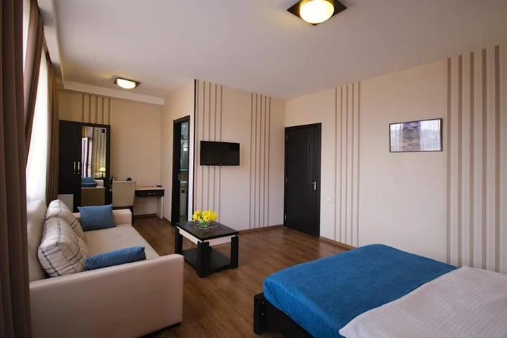 Тбилиси: Отель Light House Old City Hotel