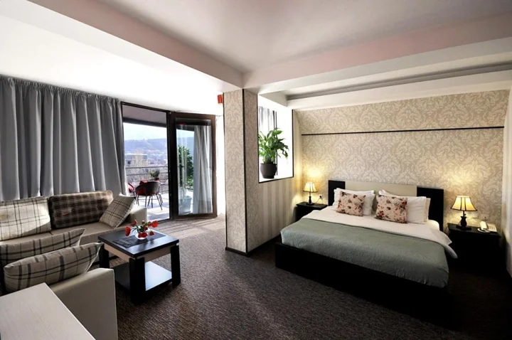 Тбилиси: Отель Light House Old City Hotel