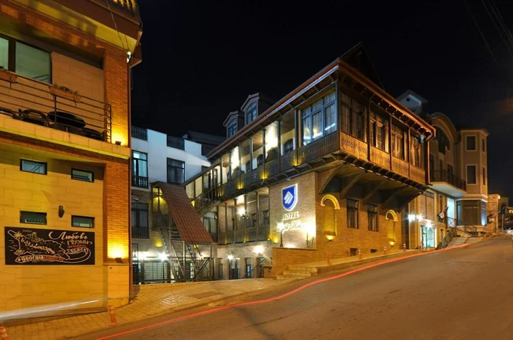 Тбилиси: Отель Light House Old City Hotel