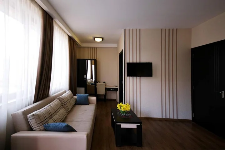 Тбилиси: Отель Light House Old City Hotel