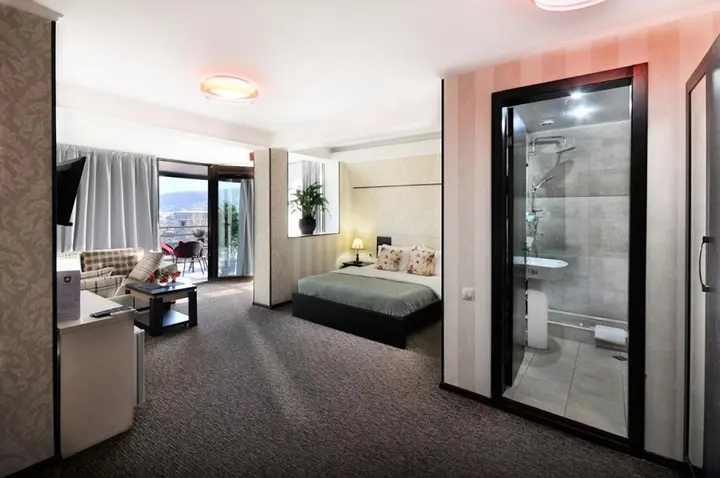 Тбилиси: Отель Light House Old City Hotel