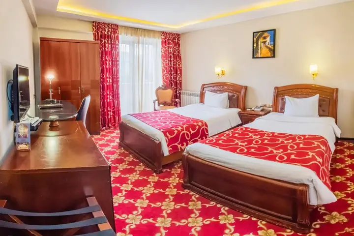 Тбилиси: Отель Cron Palace Tbilisi