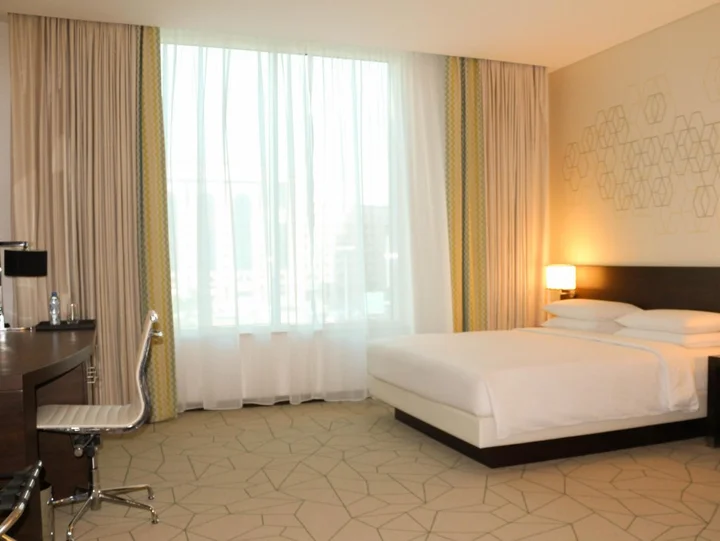 Дубай: Hyatt Place Dubai Baniyas Square