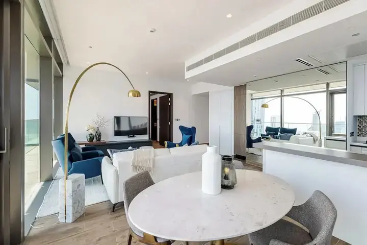 Дубай: Luxury 2BR Marina Gate 3