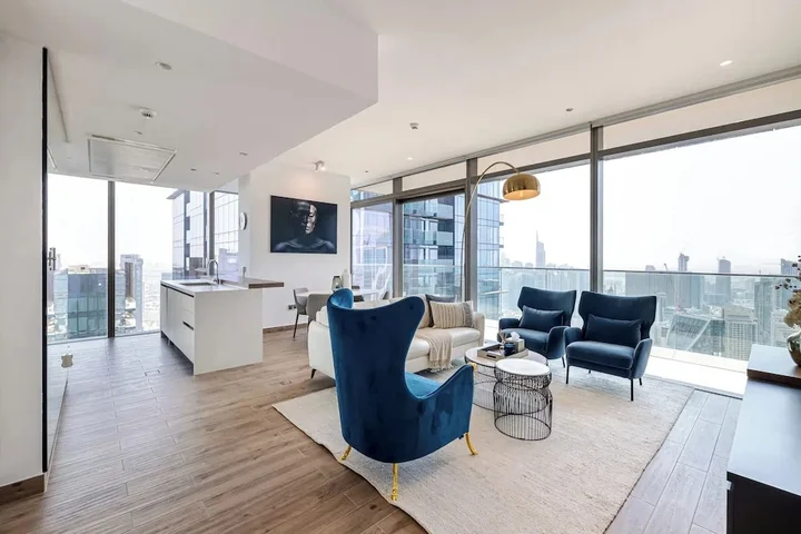 Дубай: Luxury 2BR Marina Gate 3