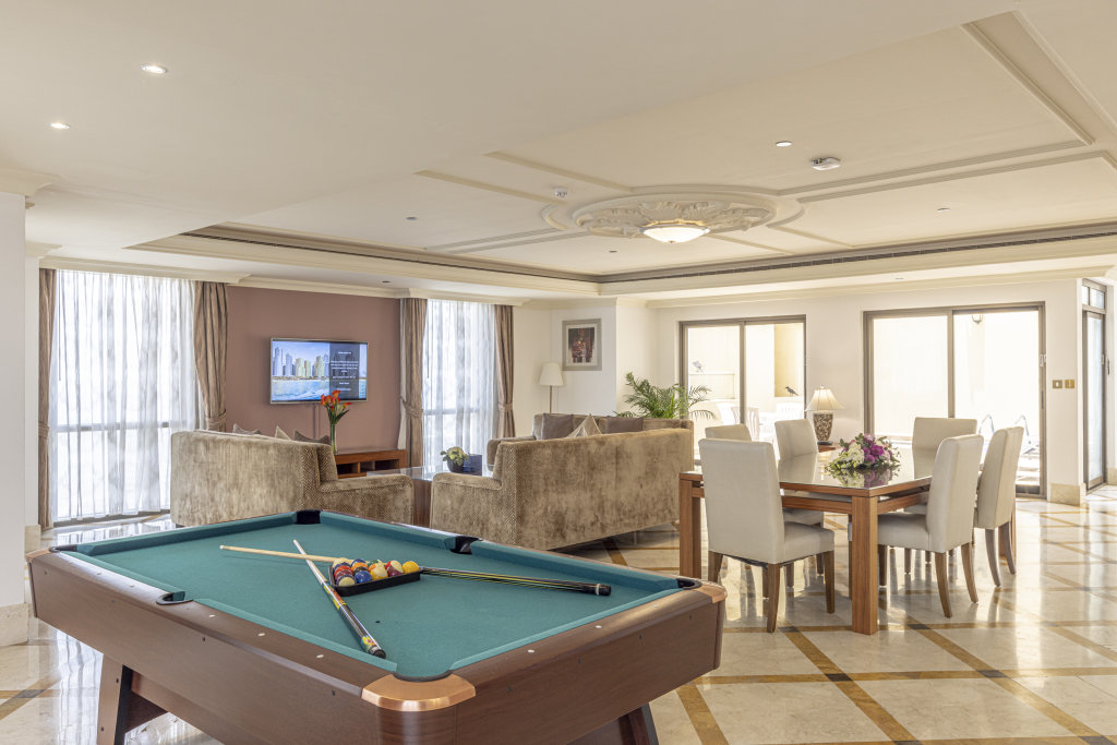 Дубай: Roda Amwaj Suites