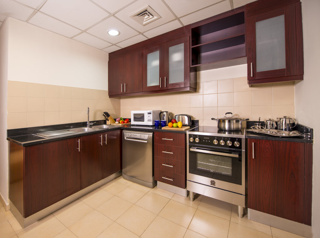 Дубай: Roda Amwaj Suites