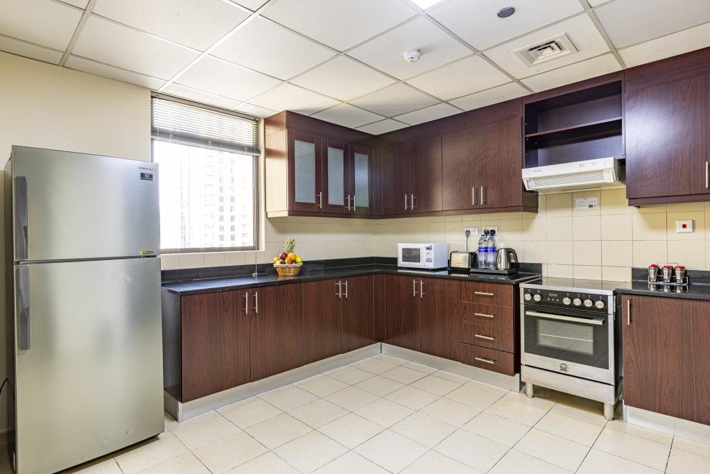 Дубай: Roda Amwaj Suites