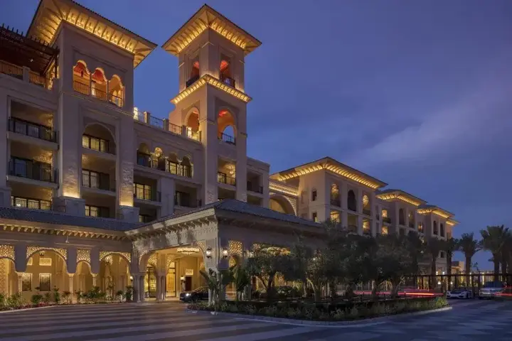 Дубай: Four Seasons Resort Dubai at Jumeirah Beach